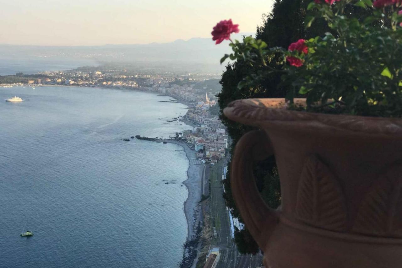 Lejlighed Mikittos Taormina
