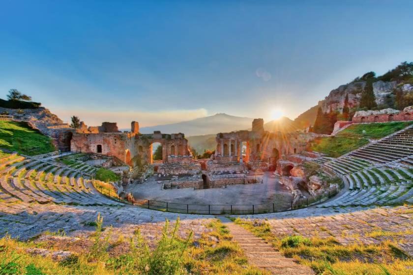Mikittos Lejlighed Taormina